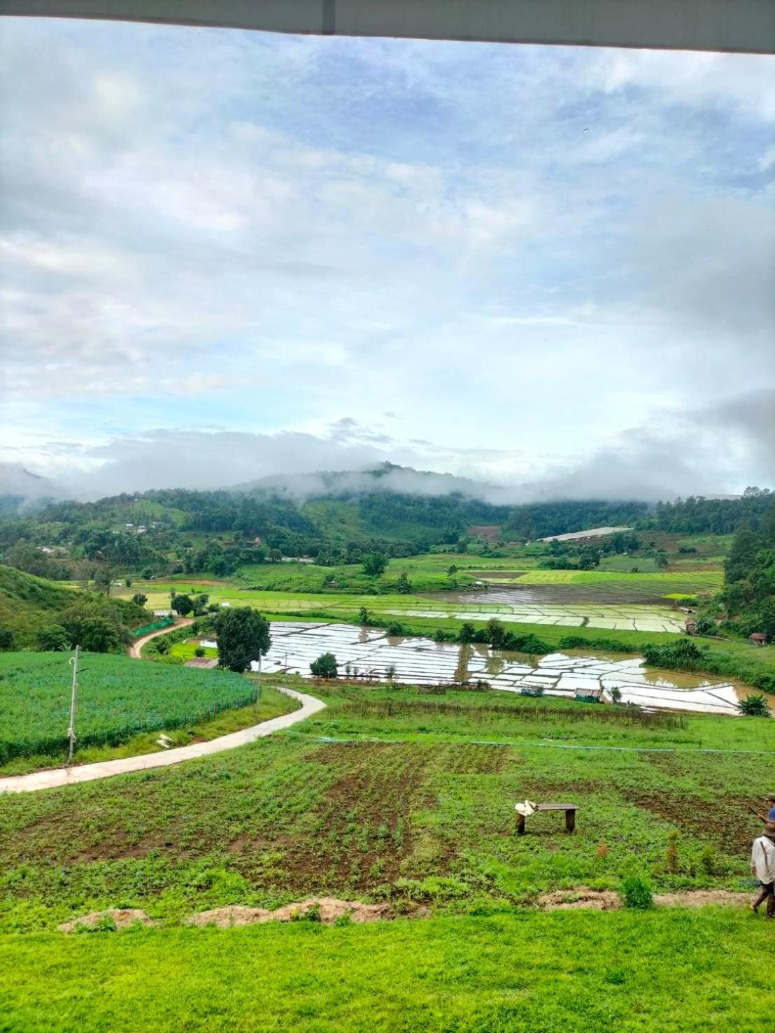 สวนไร่รุ่งอรุณ Suan Rai Rungarun Luxury tent